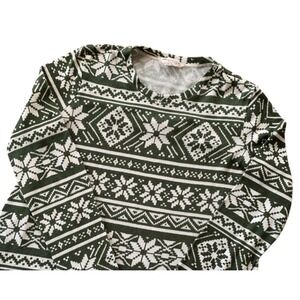 MUMU Mellow Long Sleeve Top Shirt Green Snowflake Holiday Christmas Winter Med